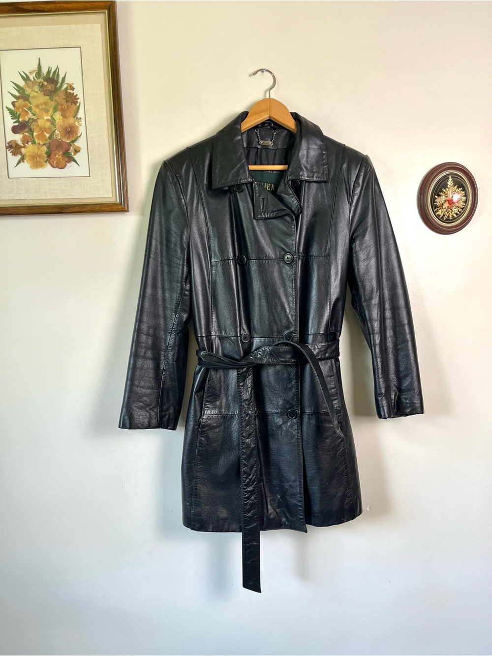 Danier Genuine Leather Fully Lined Trench Jacket Medium